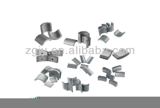 Magnés de ferrite en céramique de haute résistance avec des dimensions précises