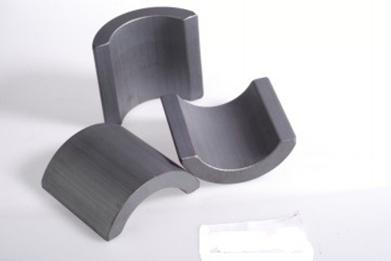 le moteur adapté aux besoins du client de Seat a aggloméré l'aimant de ferrite pour 775 outils électriques de 750 séries