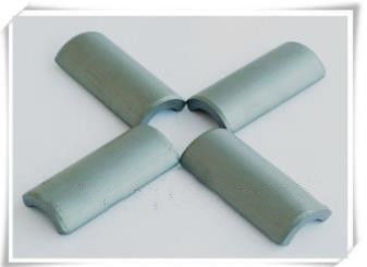 Aimants permanents en ferrite haute résistance pour usage industriel